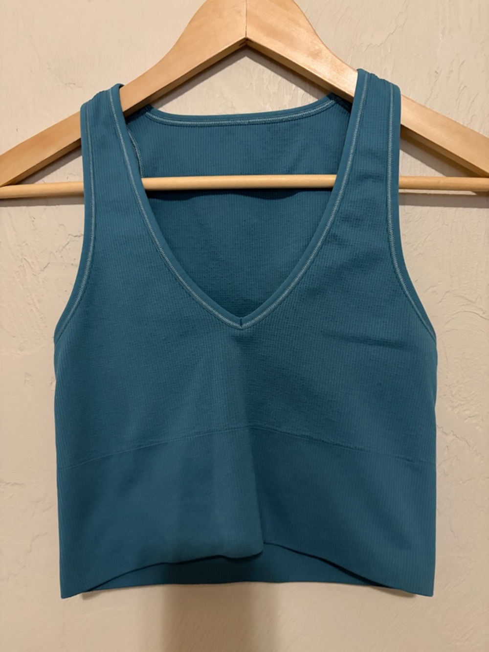Athleta Teal Aurora Crop Tank. Excellent Condition.